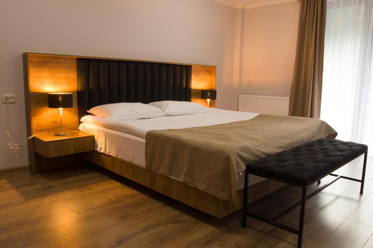 Lileo Inn Hotel Μέστια Εξωτερικό φωτογραφία