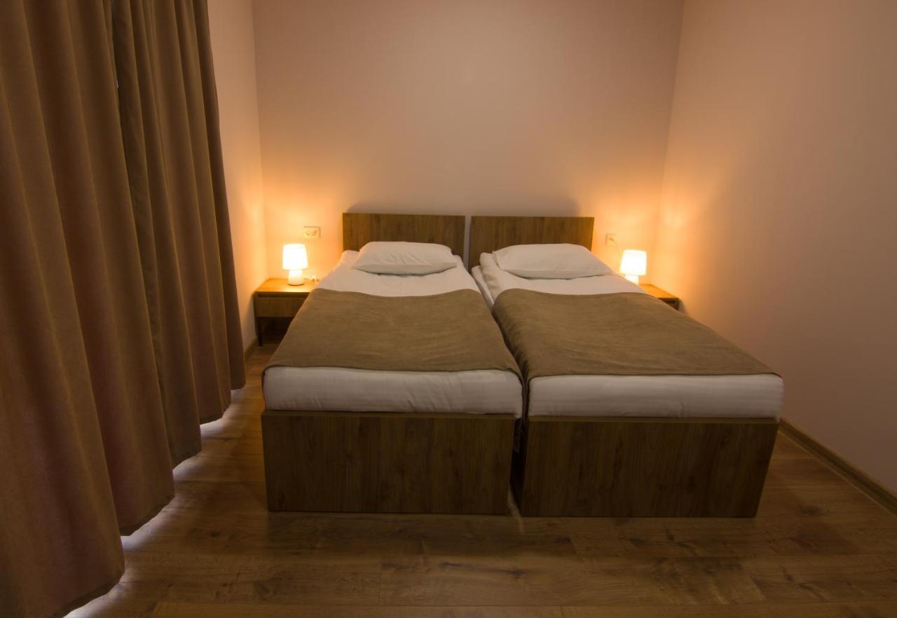 Lileo Inn Hotel Μέστια Εξωτερικό φωτογραφία