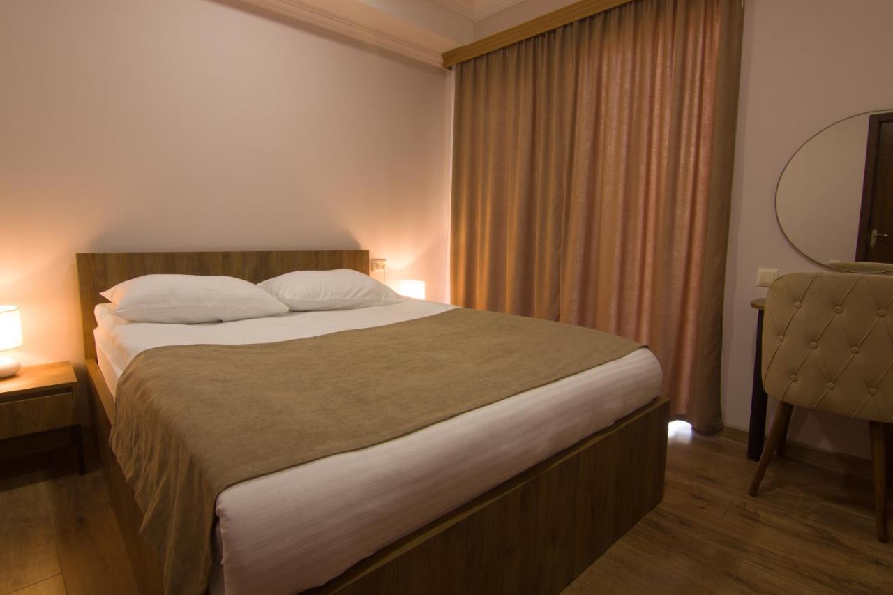 Lileo Inn Hotel Μέστια Εξωτερικό φωτογραφία