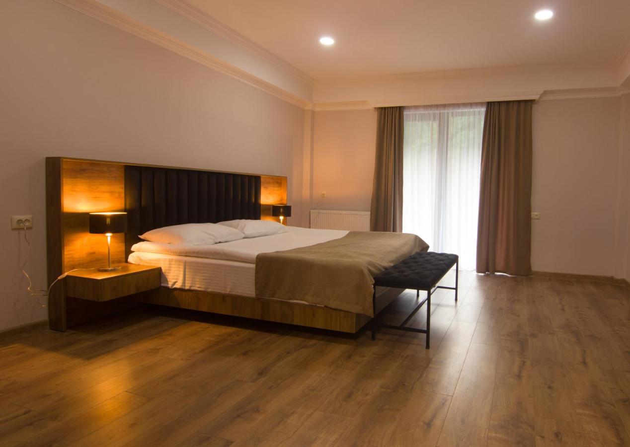 Lileo Inn Hotel Μέστια Εξωτερικό φωτογραφία
